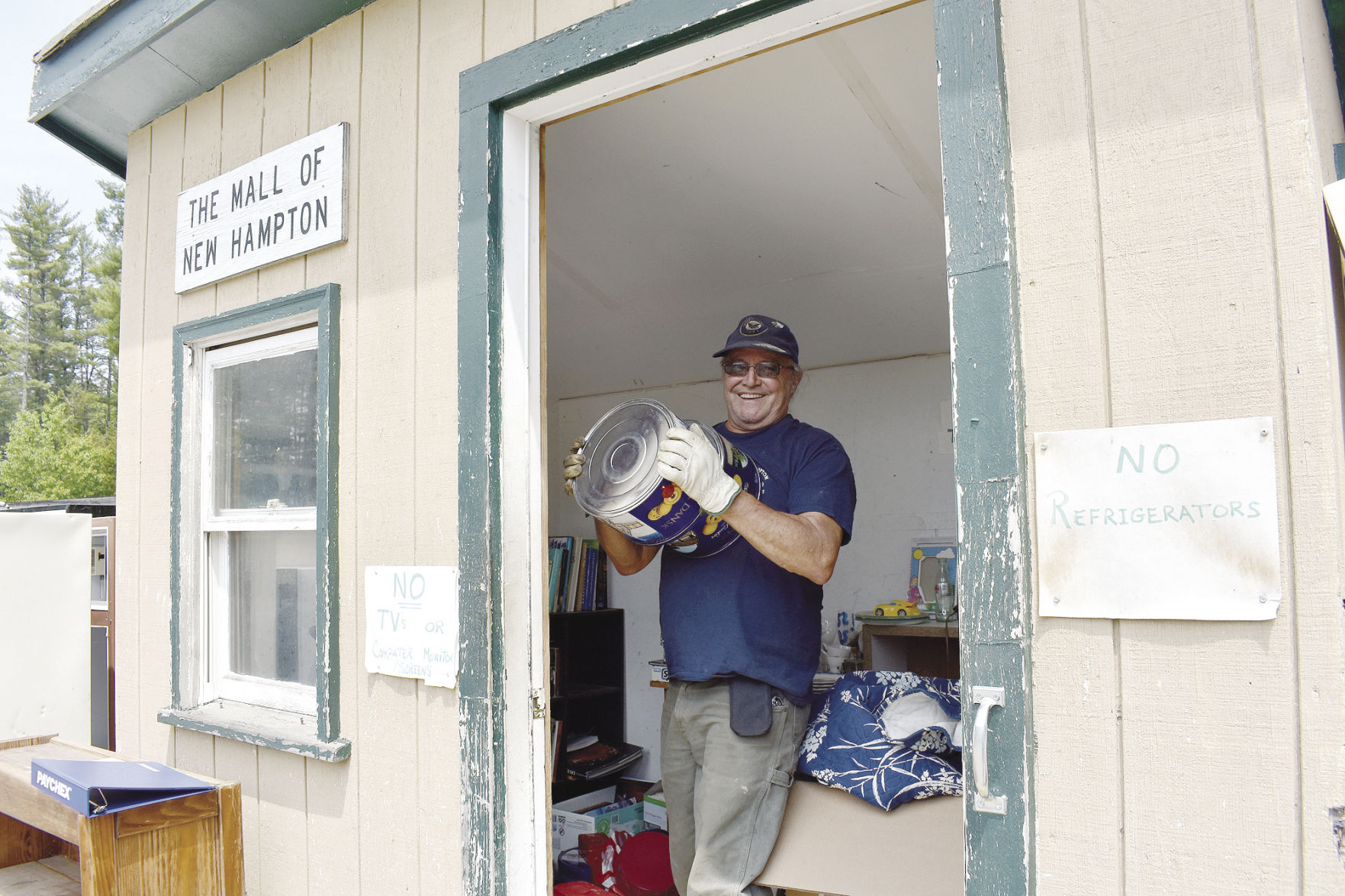 Closing of local ‘swap shop’ highlights Yankee tradition at area dumps
